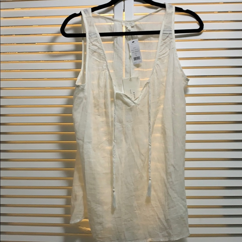 Soft Joie- super soft & flattering white tank- NWT